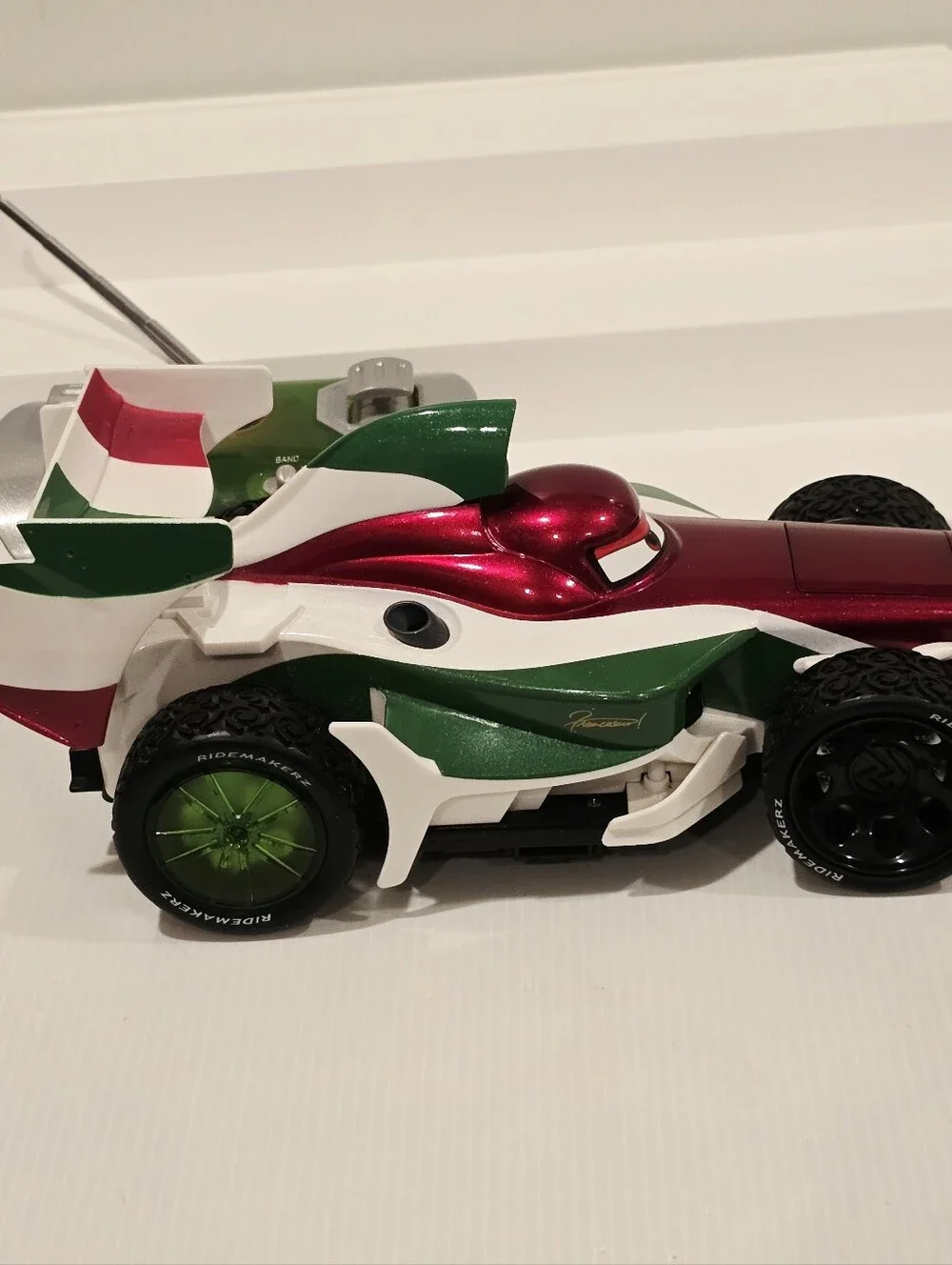 Disney Pixar Cars Ridemakerz Classic Francesco Bernoulli RC